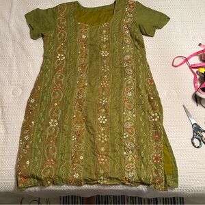 Embroidered Green Traditional Dress Handmade‎ see measurements, no size